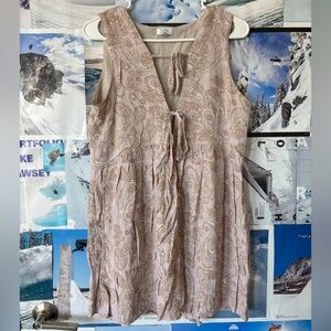 Tobi Paisley Tie-Front Mini Dress in Dusty Pink with Gold/Brown Accents